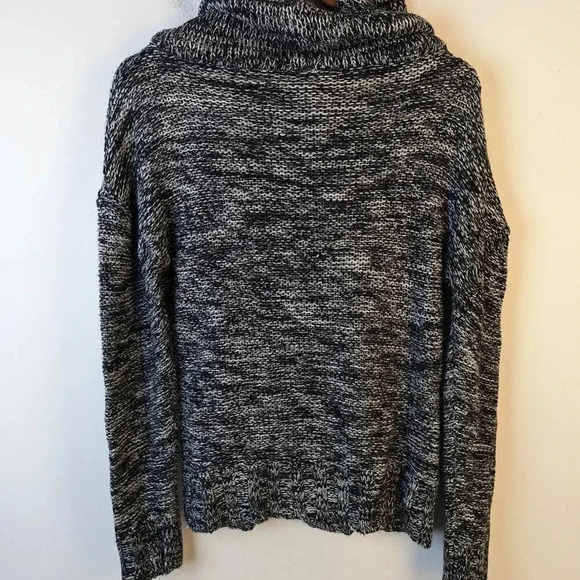 Rue 21 Heather Cowl Neck Sweater - Large - Picture 5 of 5